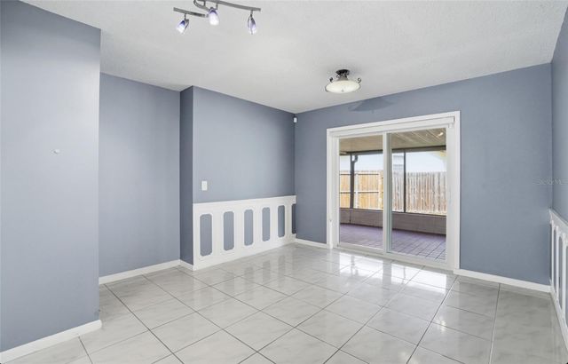 7111 HALIFAX COURT, Tampa, FL 33615