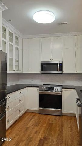 218 E Davie Street, Raleigh, NC 27601