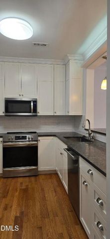 218 E Davie Street, Raleigh, NC 27601