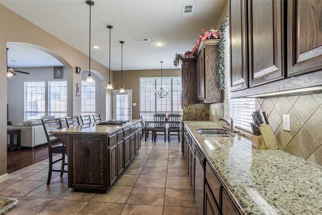 3036 Larreta, Grand Prairie, TX 75054
