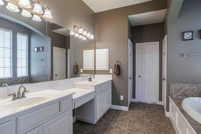 3036 Larreta, Grand Prairie, TX 75054