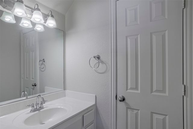 3036 Larreta, Grand Prairie, TX 75054