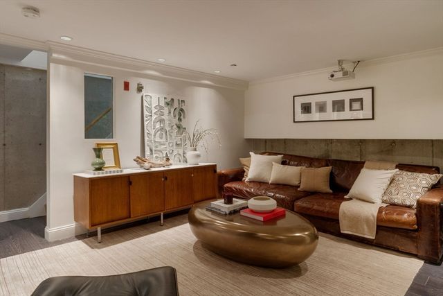 19 Tremont Street 3, Cambridge, MA 02139