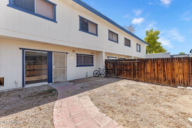 5409 W ECHO Lane, Glendale, AZ 85302