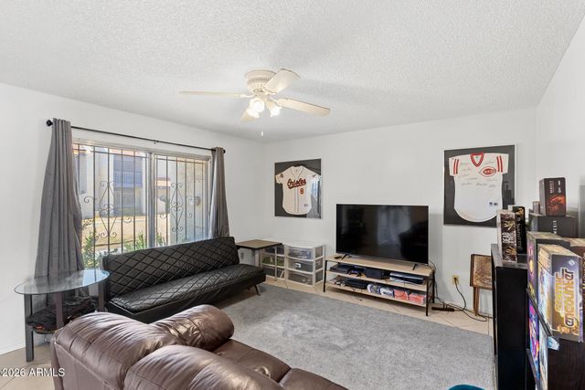 5409 W ECHO Lane, Glendale, AZ 85302