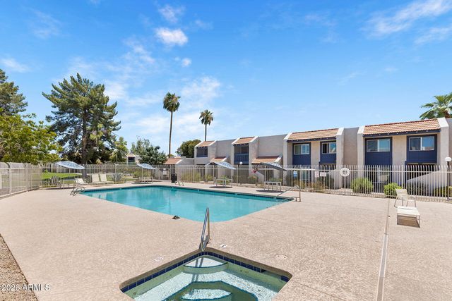 5409 W ECHO Lane, Glendale, AZ 85302