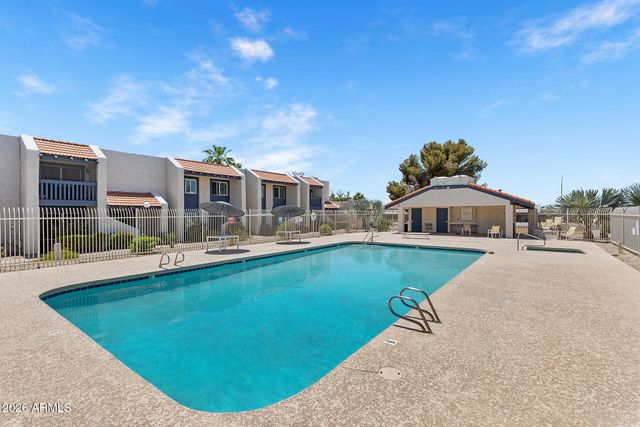 5409 W ECHO Lane, Glendale, AZ 85302