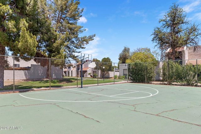 5409 W ECHO Lane, Glendale, AZ 85302