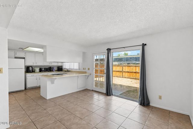 5409 W ECHO Lane, Glendale, AZ 85302