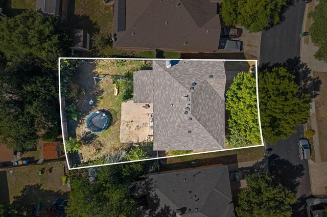 1517 Natural Bridge LN, Pflugerville, TX 78660