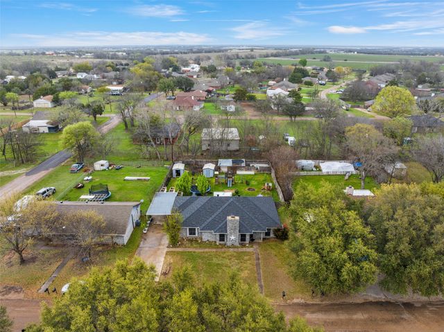 360 Elmwood Drive, Woodway, TX 76712