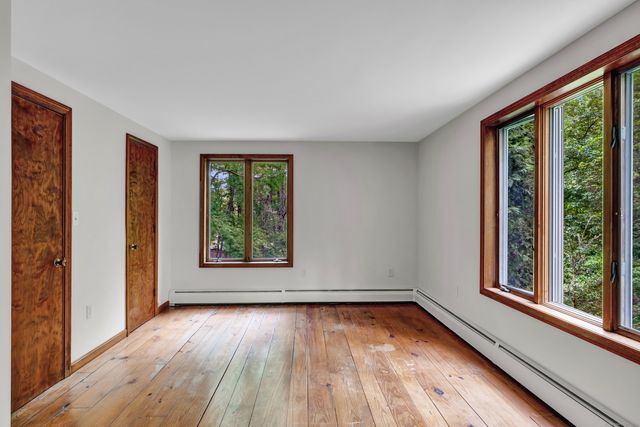 131 Derry Hill Road, Montville, CT 06382