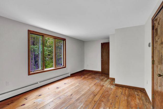 131 Derry Hill Road, Montville, CT 06382