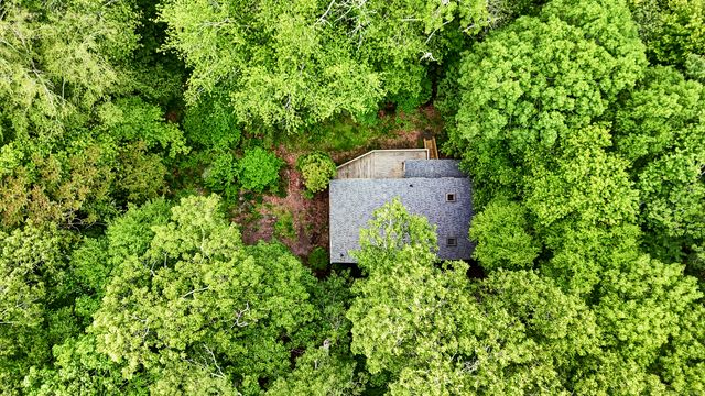 131 Derry Hill Road, Montville, CT 06382