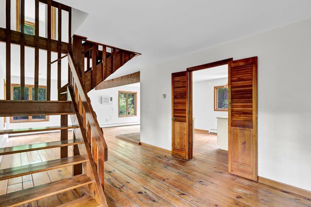 131 Derry Hill Road, Montville, CT 06382