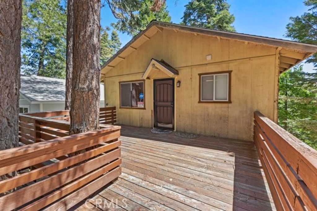 Image 23 of property listing at 26241 Boulder, Twin Peaks, CA 92391