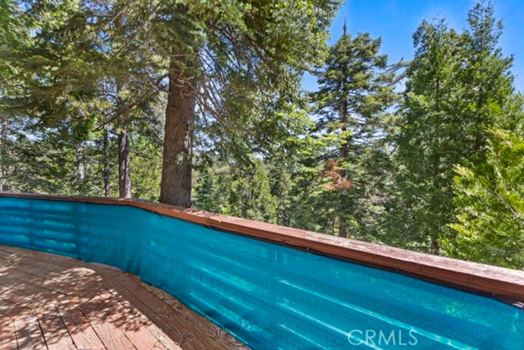 Image 27 of property listing at 26241 Boulder, Twin Peaks, CA 92391