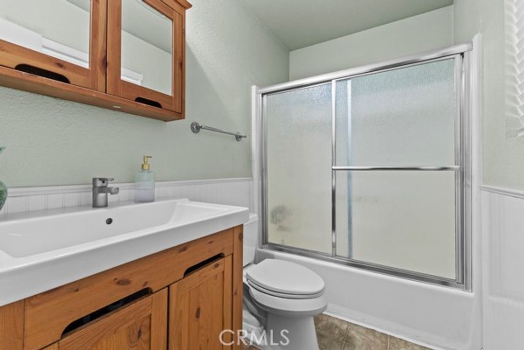 Image 6 of property listing at 26241 Boulder, Twin Peaks, CA 92391