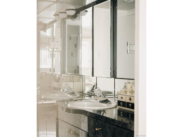 888 N Logan St 2G, Denver, CO 80203