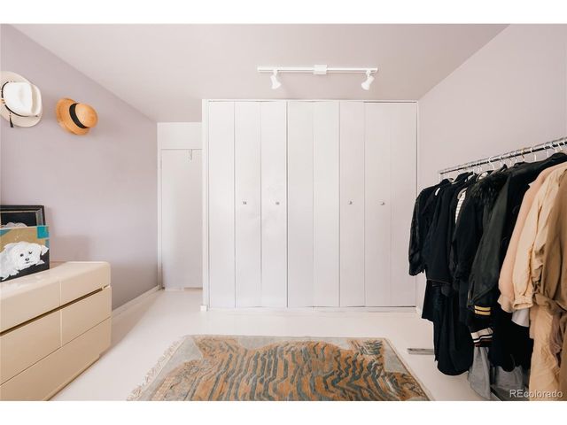 888 N Logan St 2G, Denver, CO 80203