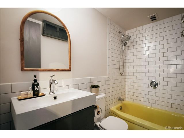 888 N Logan St 2G, Denver, CO 80203