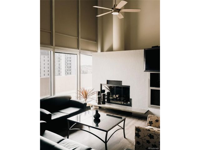 888 N Logan St 2G, Denver, CO 80203