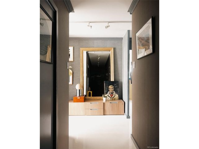 888 N Logan St 2G, Denver, CO 80203