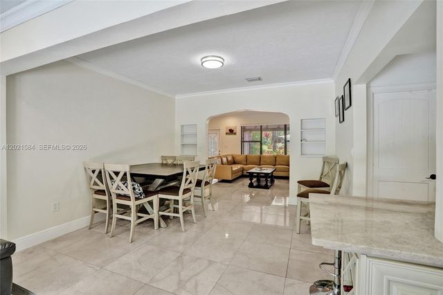 811 NE 73rd St, Miami, FL 33138