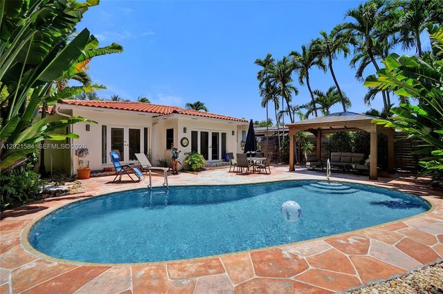 811 NE 73rd St, Miami, FL 33138