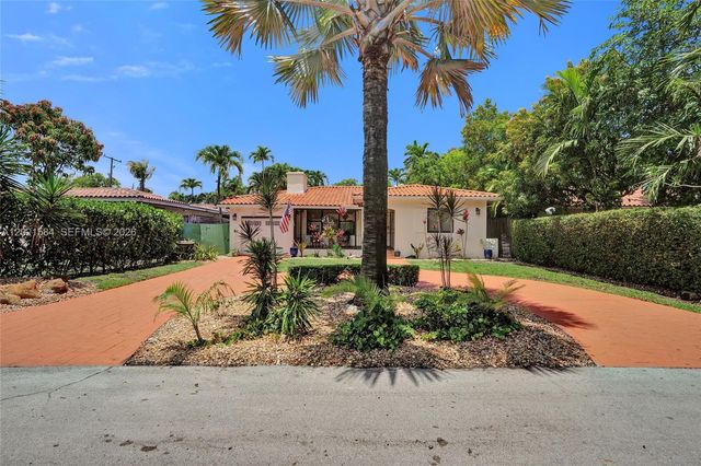 811 NE 73rd St, Miami, FL 33138
