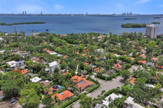 811 NE 73rd St, Miami, FL 33138