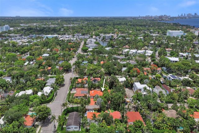 811 NE 73rd St, Miami, FL 33138