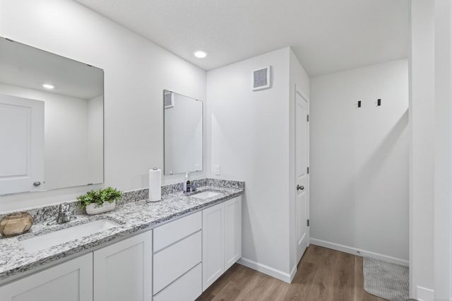 5323 397th Street, North Branch, MN 55056