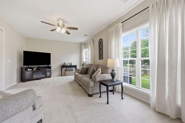 3025 Drexel Pass, Lexington, KY 40509