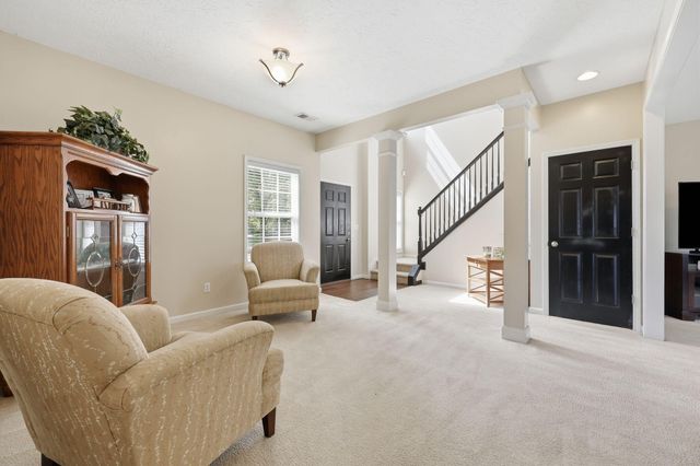 3025 Drexel Pass, Lexington, KY 40509