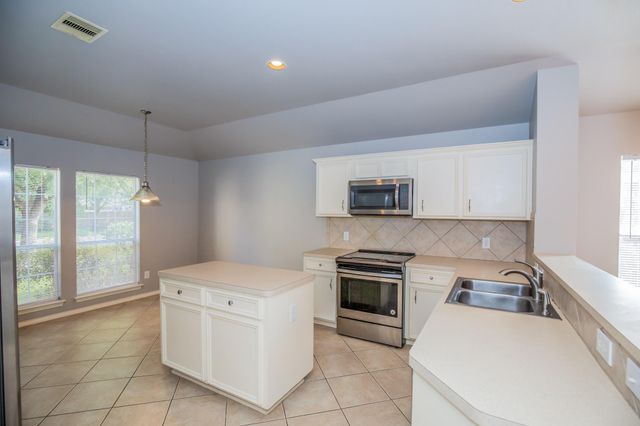 26945 Kings Crescent Drive, Kingwood, TX 77339