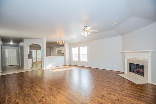 26945 Kings Crescent Drive, Kingwood, TX 77339