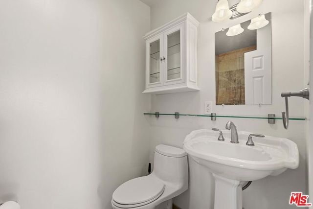 2007 W 180th Place, Torrance, CA 90504