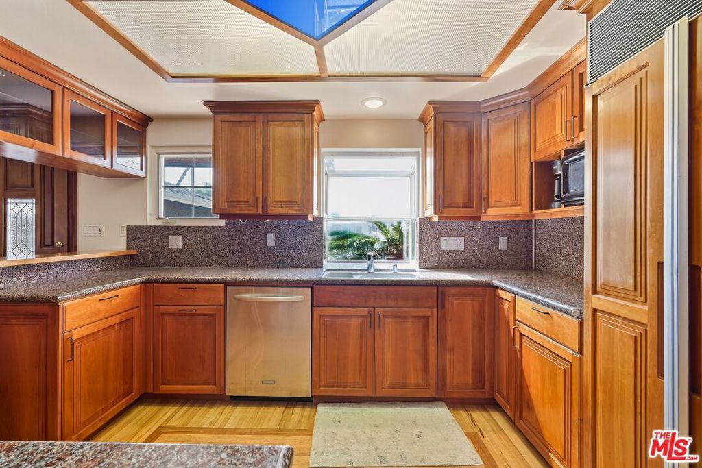 2007 W 180th Place, Torrance, CA 90504 — photo 2