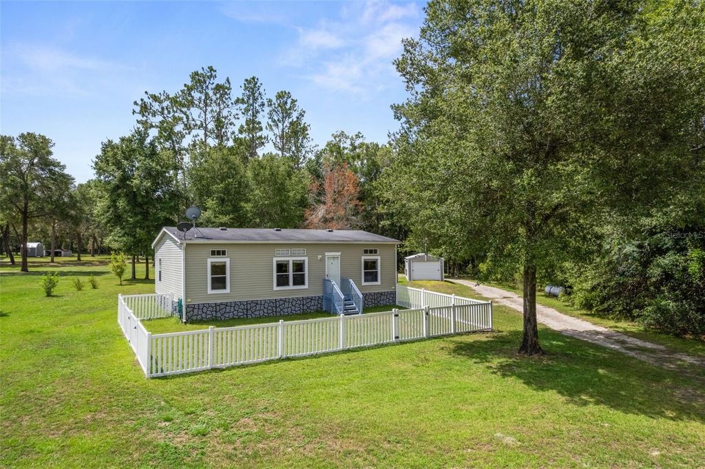 18303 SW 27TH STREET, Dunnellon, FL 34432
