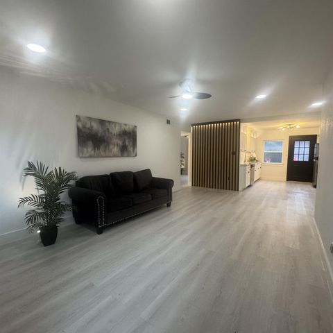 11643 Chimney Rock Road 6, Houston, TX 77035