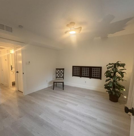 11643 Chimney Rock Road 6, Houston, TX 77035