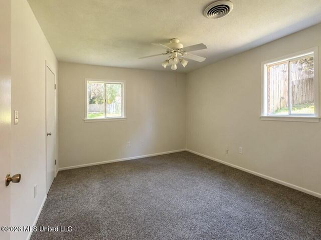 1009 Laurelwood Drive, Clinton, MS 39056