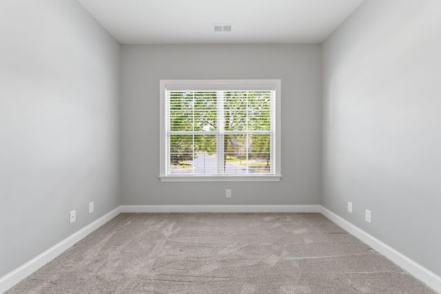 99 Silverstone Ln, Hermitage, TN 37076