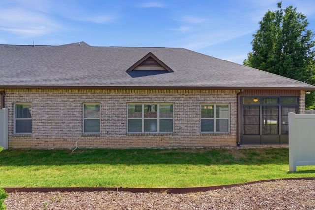 99 Silverstone Ln, Hermitage, TN 37076