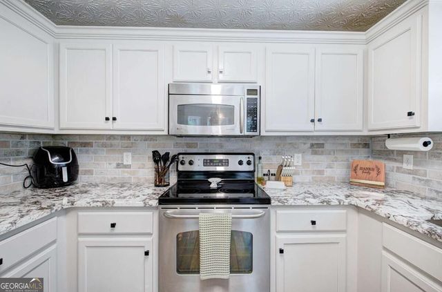 13 Knight Drive, Adairsville, GA 30103