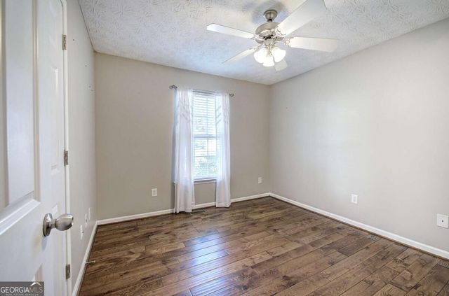 13 Knight Drive, Adairsville, GA 30103