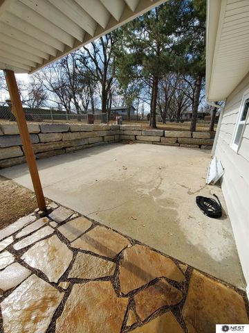 4241 Briarpark Drive, Lincoln, NE 68516