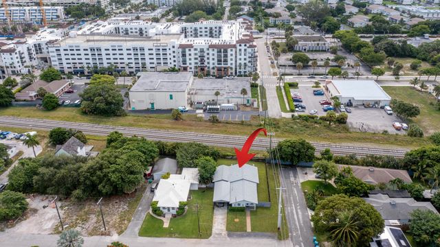 222 SE 3RD Street, Boynton Beach, FL 33435