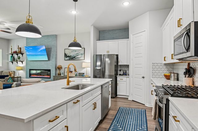 2404 Springhill Avenue, Flower Mound, TX 75028
